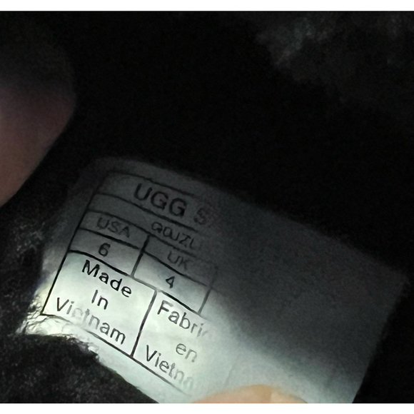 Like New UGG Australia Scuffette II Stellar Sequin Slip on Slippers Black - Picture 6 of 11